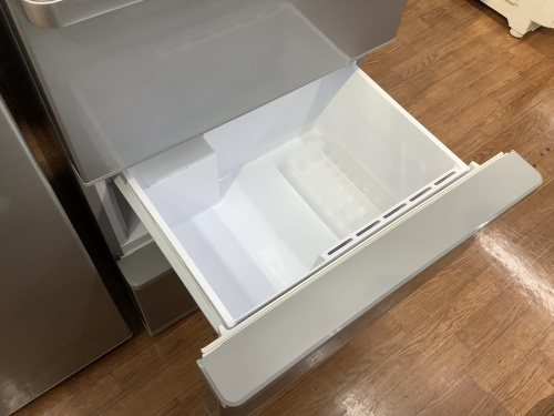 3ドア冷蔵庫のAQUA