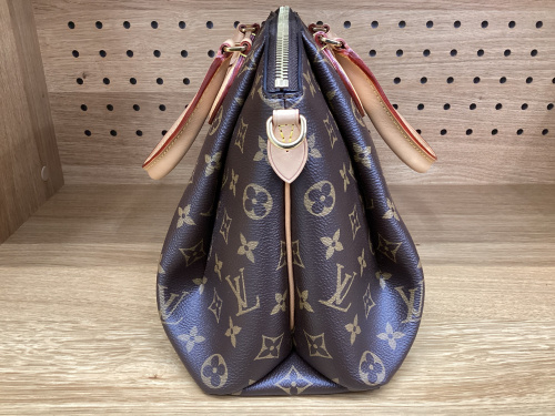 LOUIS VUITTON（ルイ・ヴィトン）よりモノグラムのハンドバッグ(M44543