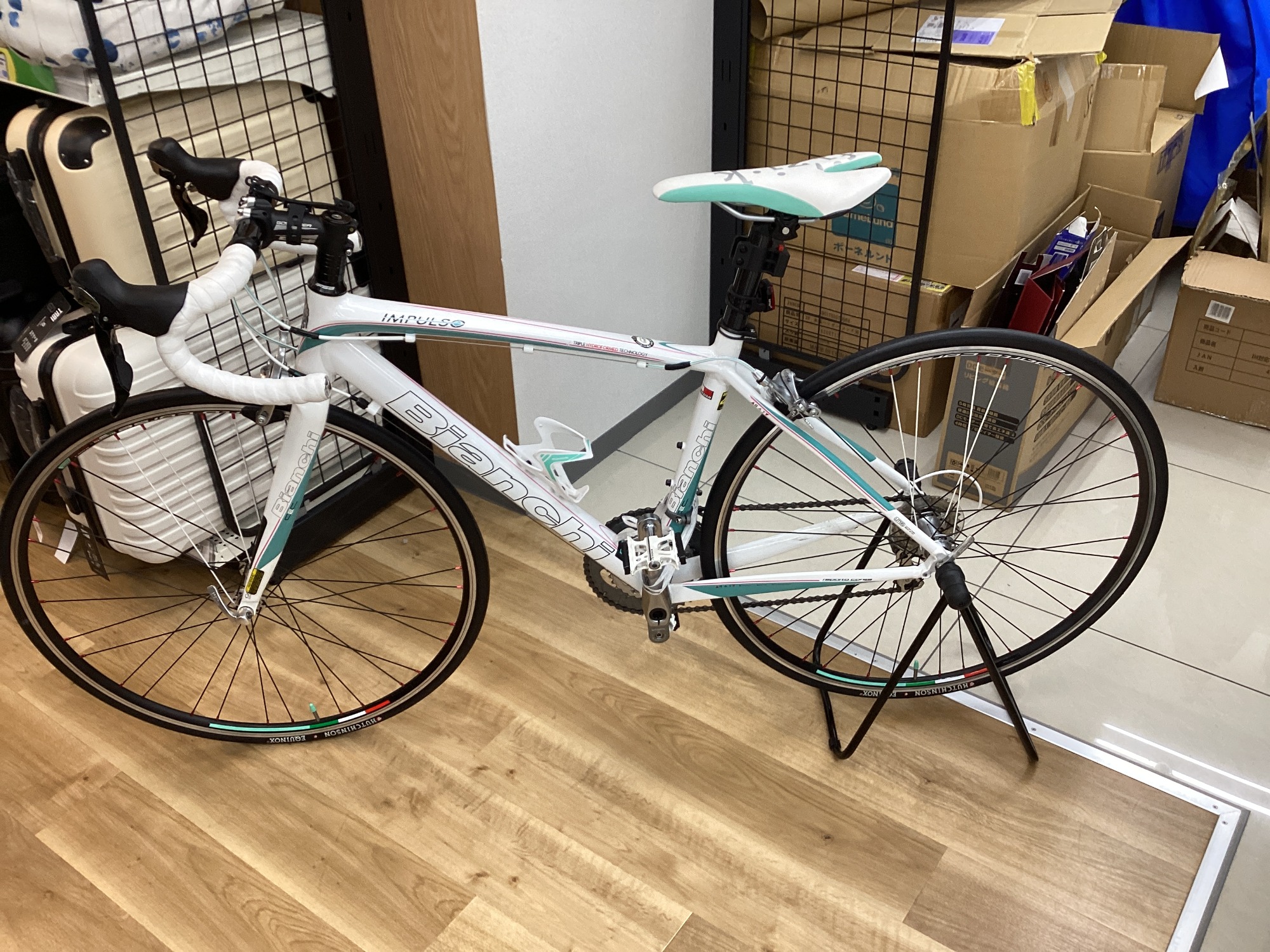 BIANCHIのSPECIALIZED ロードバイクのご紹介です！｜2024年06月16日