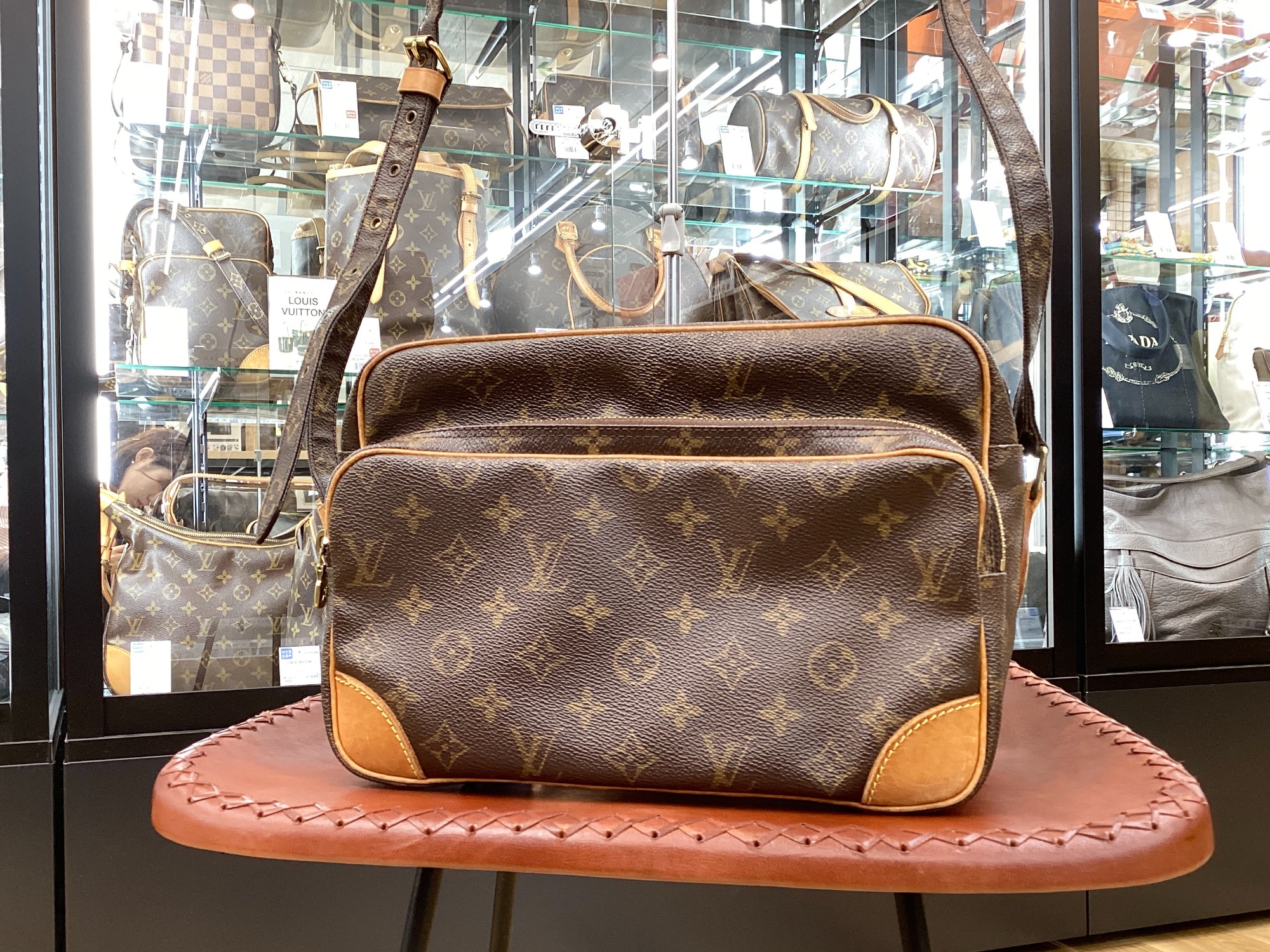 ブランド品買取強化中！】LOUIS VUITTONのショルダーバッグのご紹介