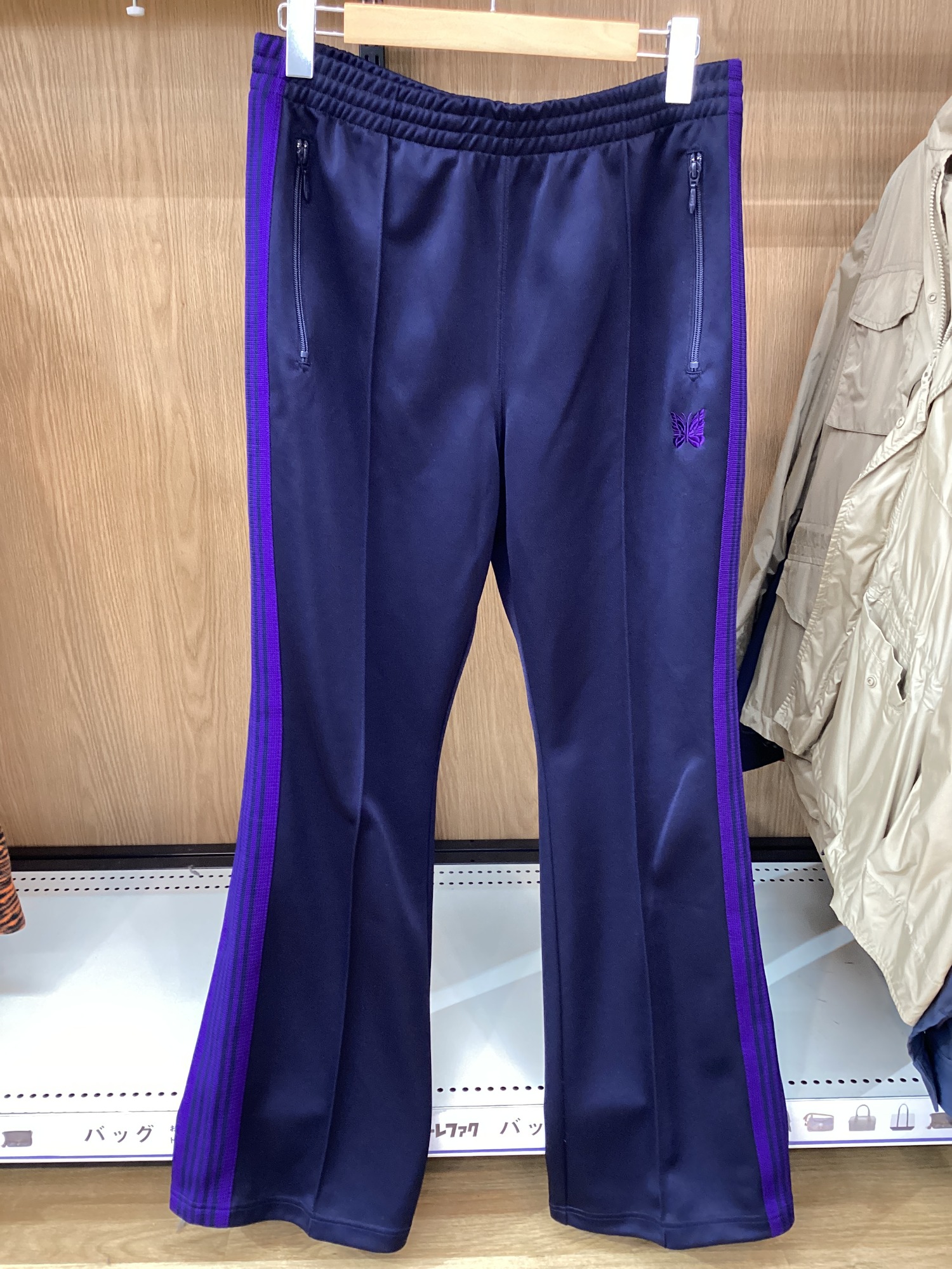 ドメブラ・インポート買取強化中】Needlesトラックパンツ（ジャージ