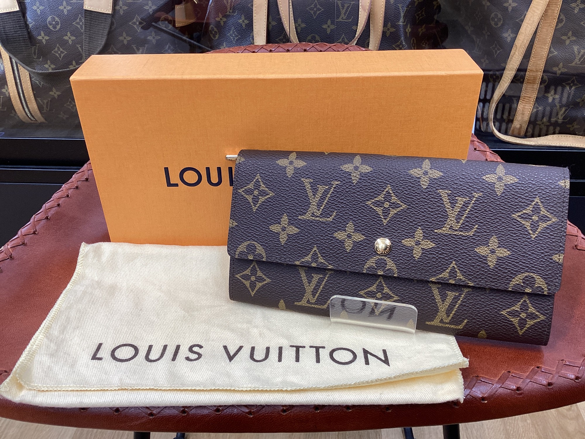 ヴィトン買取強化中！】LOUIS VUITTON の財布のご紹介です