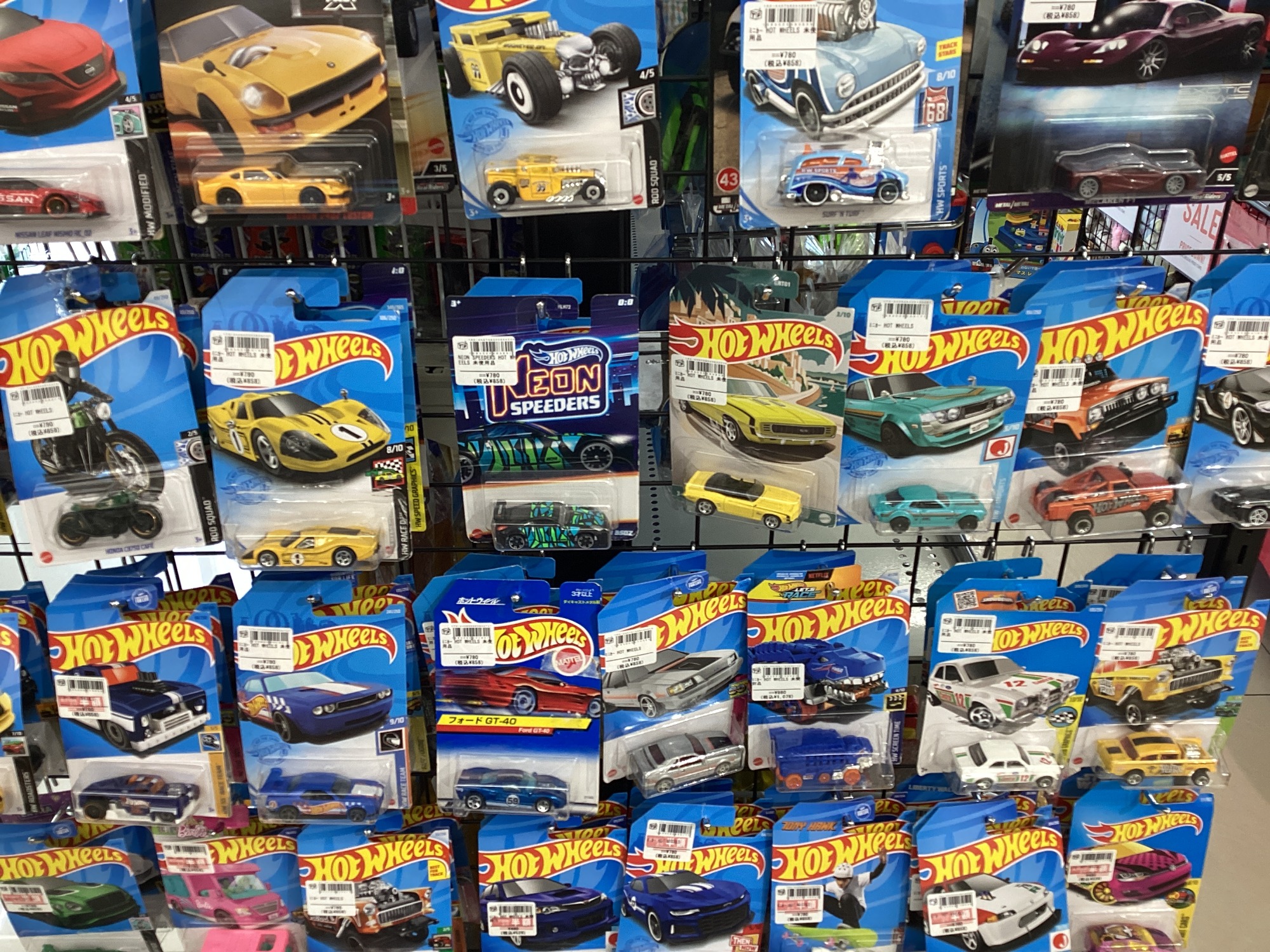 トミカ・ミニカー多数お取り扱い中！】当店のホビー売場のご紹介です