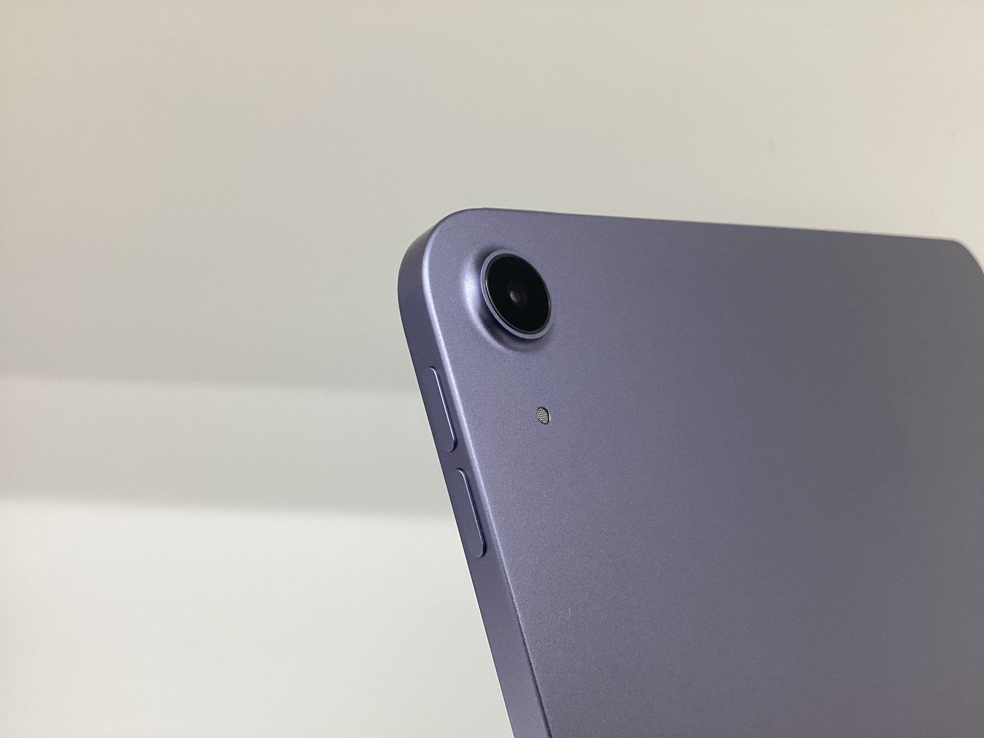 デジタル機器多数取り扱い中】Apple iPad Air第5世代のご紹介です