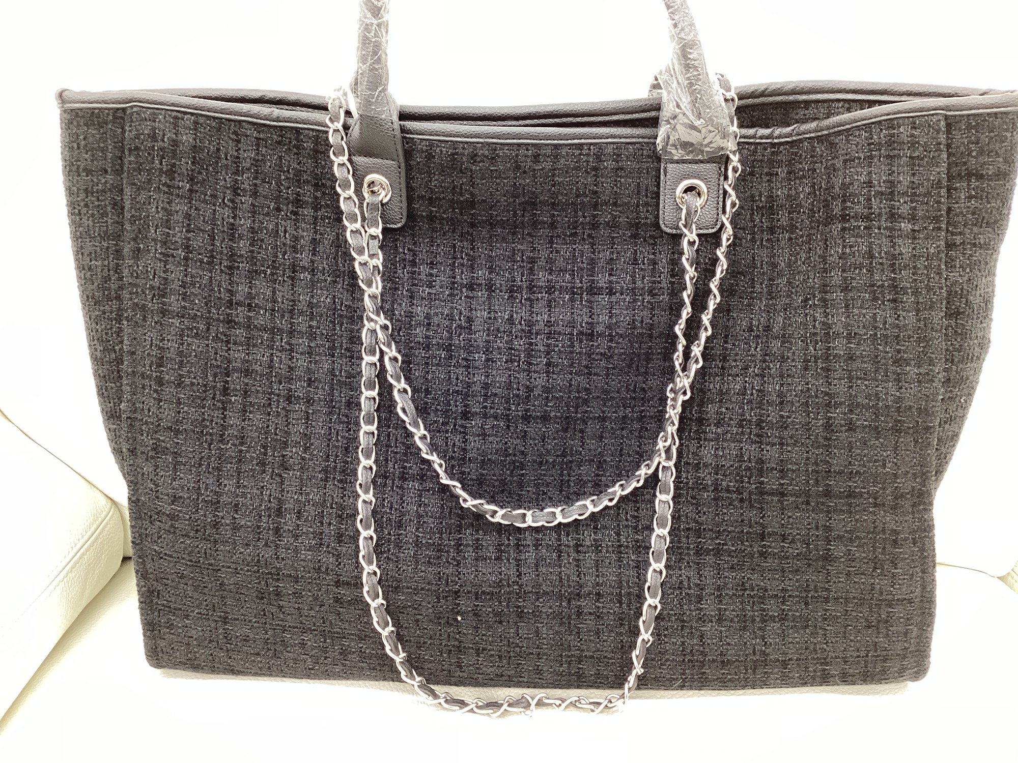 ブランド品多数取り扱い中】Darich のトートバッグのご紹介です｜2025