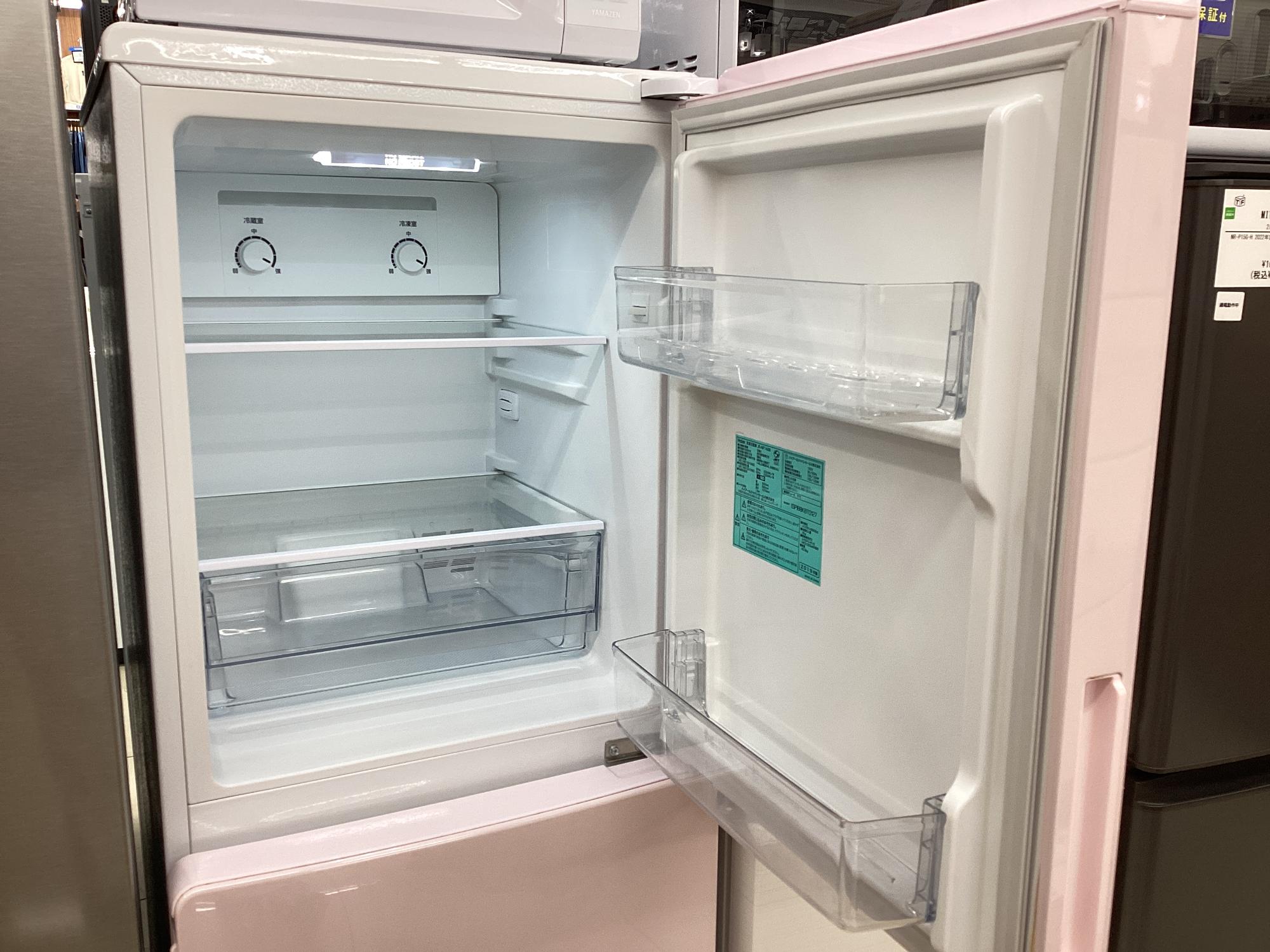 大型家電買取強化中！】Haierより、桜色の2ドア冷蔵庫のご紹介です