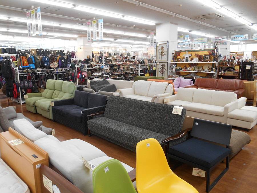 上質レザー！ACTUS Musterring社製の3人掛けソファー入荷しました