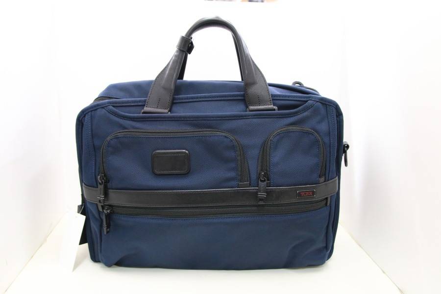 ▶︎【美品】TUMI アウトレット限定3wayモデル SHIPS別注】TUMI: 完全別注モデル『ALPHA 3』ミッド 3WAY バッグ