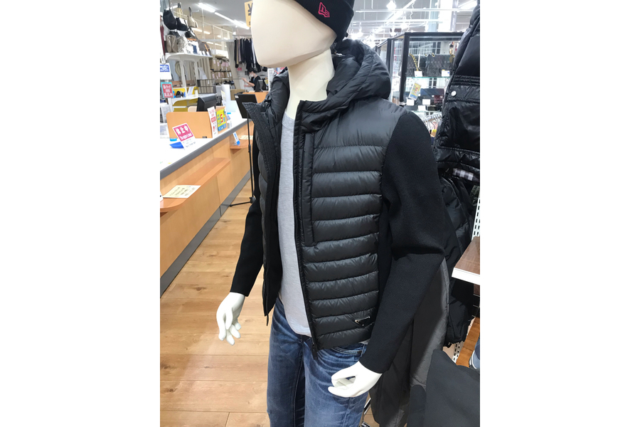 PRADA【入手困難】暖か可愛い ☆ニットダウンジャケット☆ 人気過熱中！袖ニットのプラダダウンジャケット買取入荷！【幕張