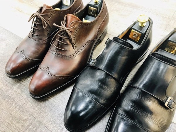 本日だけの大特価‼️オッカ　ウイングチップダブルモンクシューズ 本日だけの大特価‼️オッカ ウイングチップダブルモンクシューズ