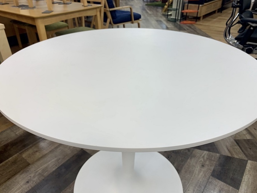 スマホで購入！！】connubia calligaris(ｺﾇﾋﾞｱｶﾘｶﾞﾘｽ)円形ﾀﾞｲﾆﾝｸﾞﾃｰﾌﾞﾙ