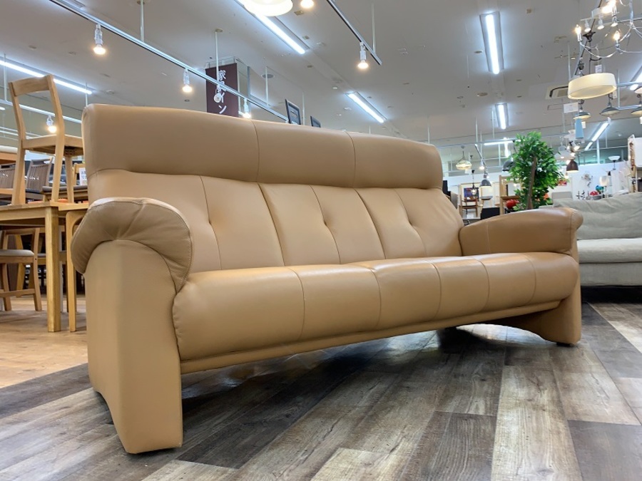 三人掛けソファー (浜本工芸) が入荷いたしました