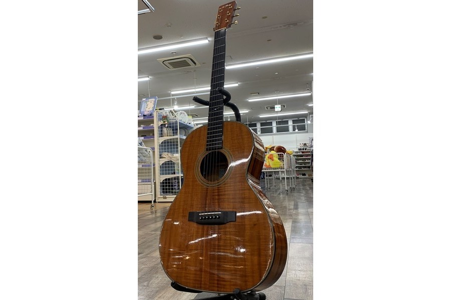 H. Yairi RNY-1000 アコースティックギター 2003年製 委託品ギターご紹介。 K.Yairi RNY-1000K 2003年製 いわゆる