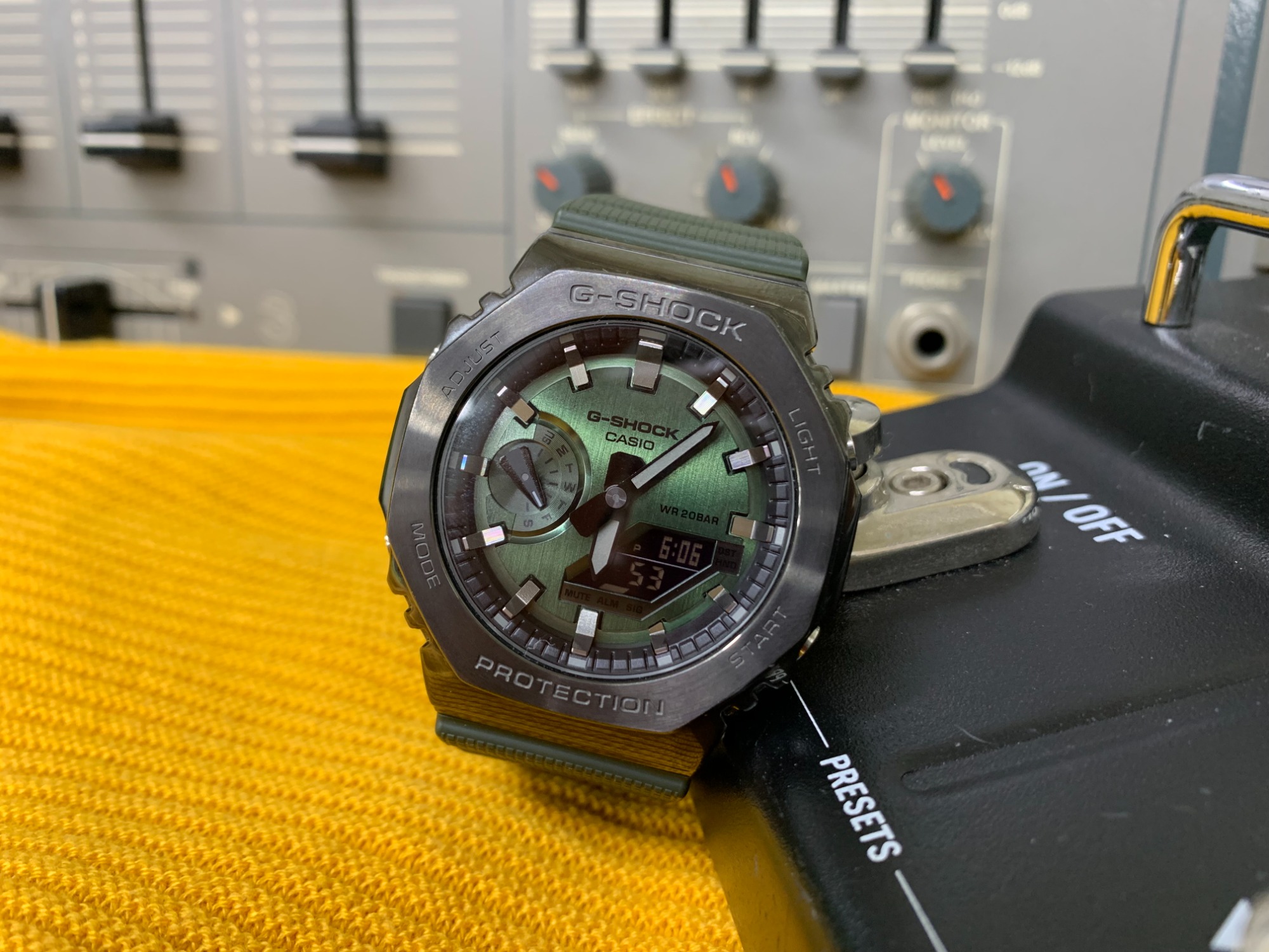 CASIO（カシオ）G-SHOCK（ジーショック）GM2100Bの腕時計が入荷しま 