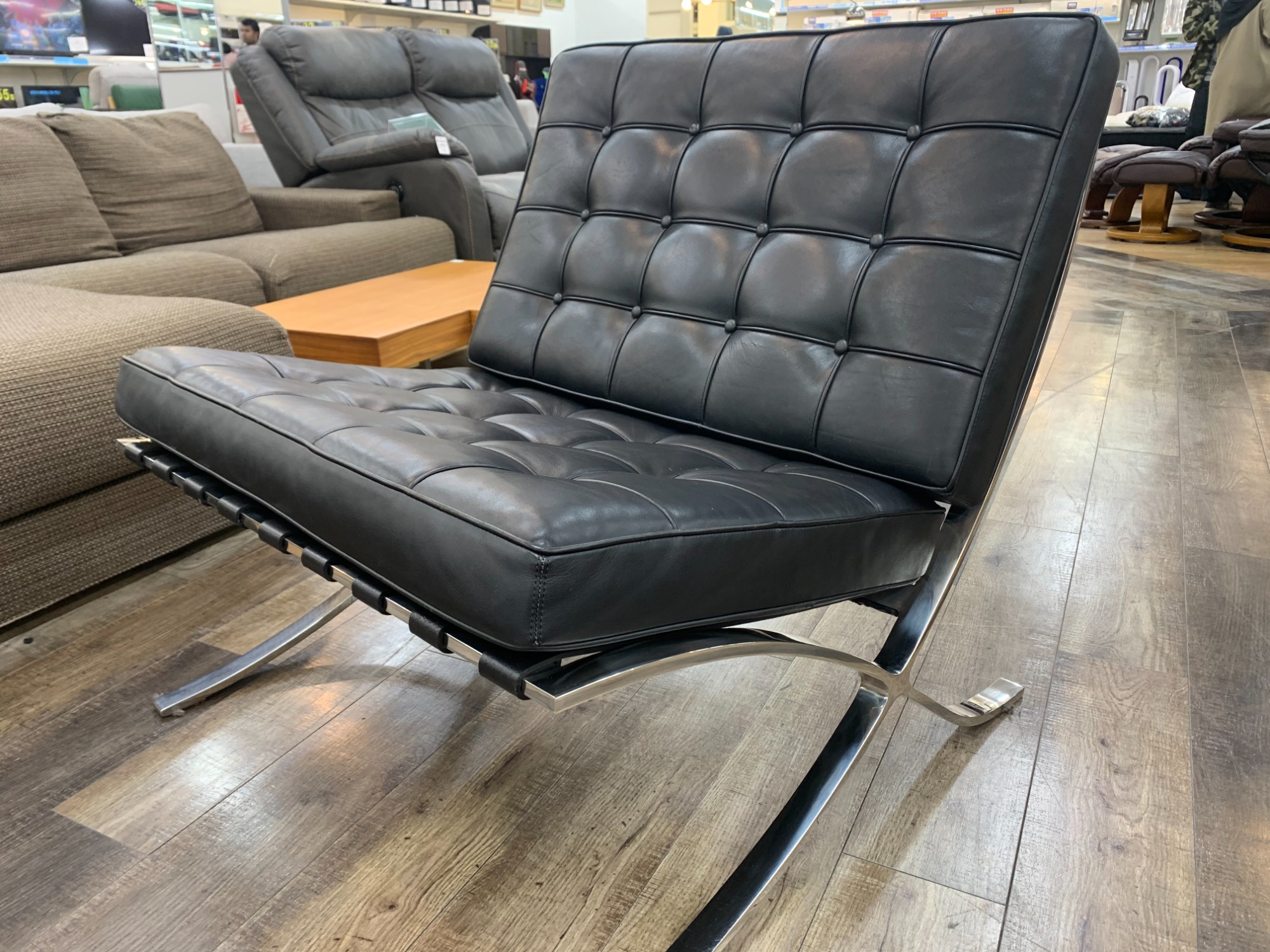大塚家具 バルセロナチェア＆オットマン　セット販売　リプロタクト 大塚家具 バルセロナチェア＆オットマン セット販売 リプロタクト