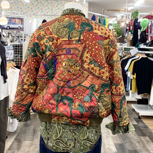 古着らしさ全開！！】HERMESのリバーシブルブルゾンのご紹介です