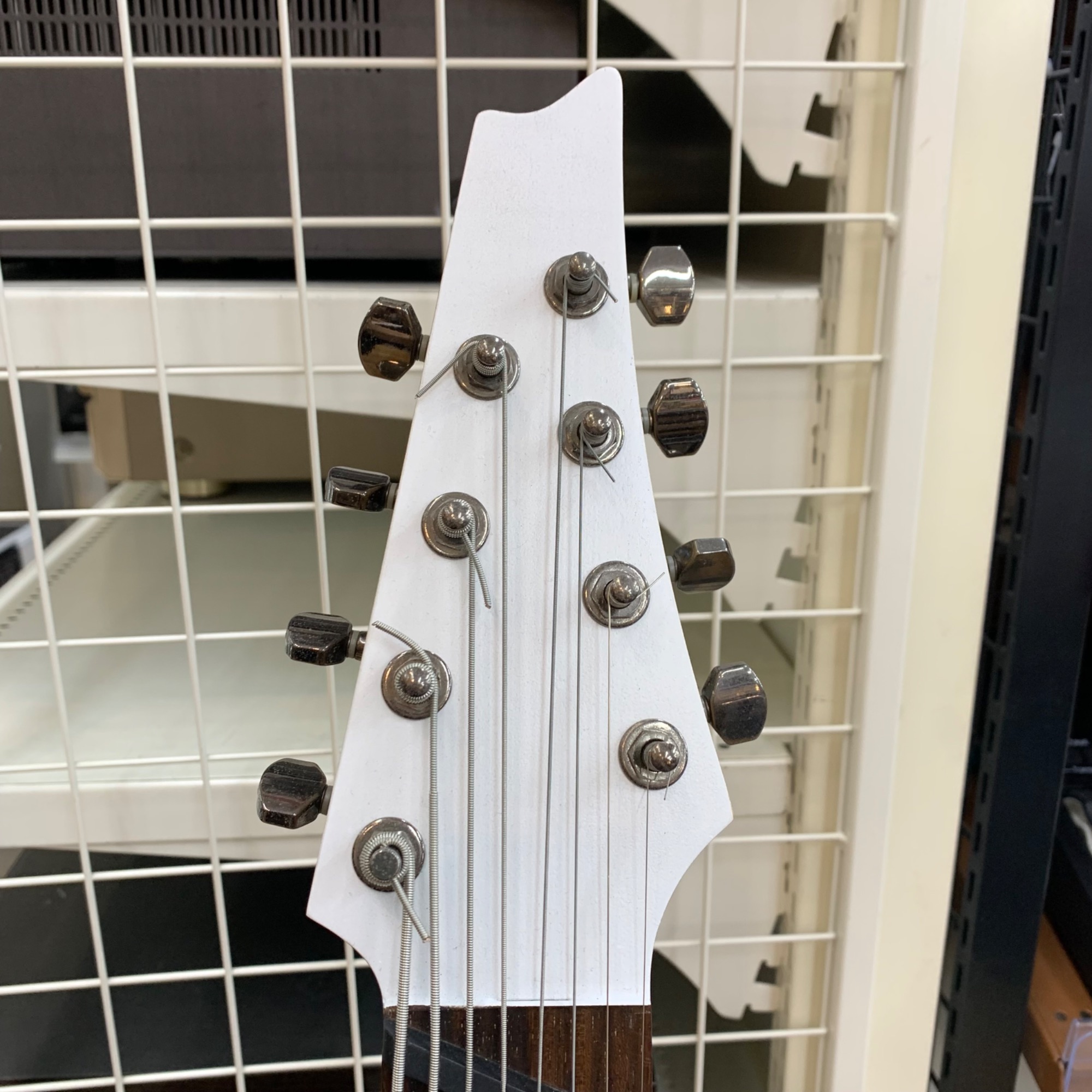 テクニカルフレーズならお手の物】IBANEZ(アイバニーズ) の8弦ギター、RGIF8を買取入荷致しました！！｜2024年07月18日｜リサイクルショップ  トレジャーファクトリー（トレファク）幕張店