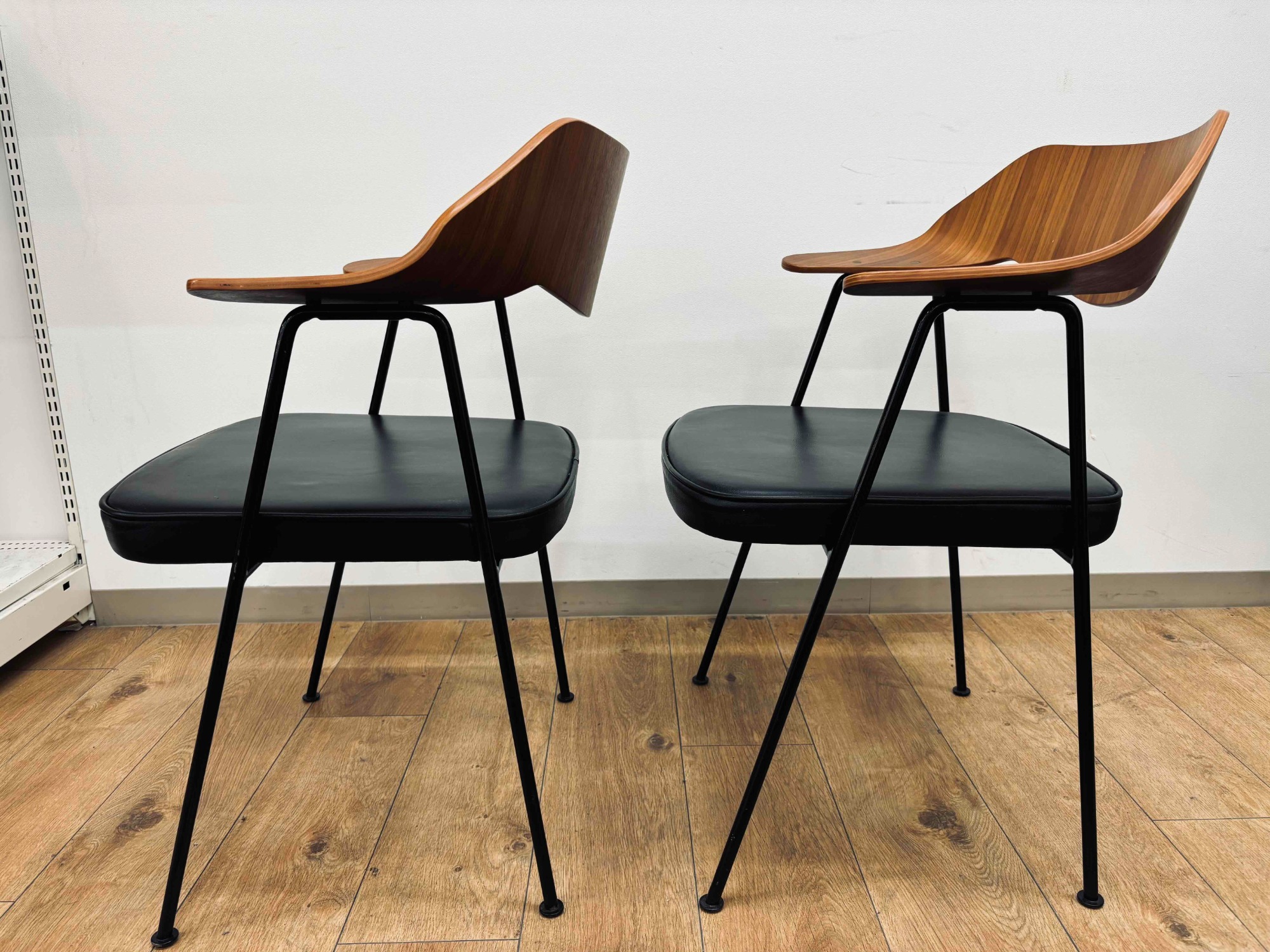 アクタス 675チェア Case Furniture Case Furniture | 675チェア｜【公式】ACTUS online｜家具