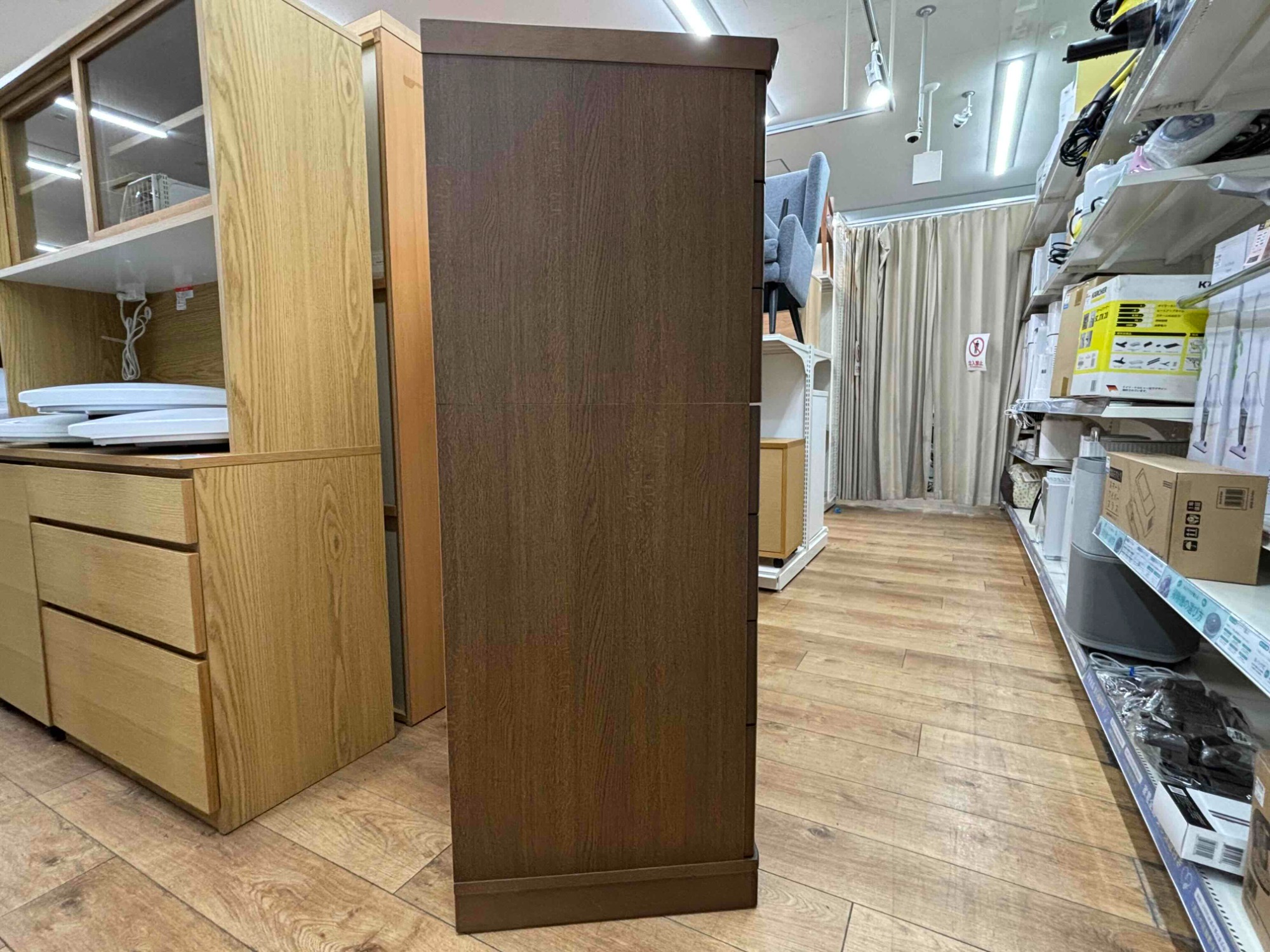 本日は新入荷しました、府中家具の7段チェストのご紹介です！｜2025年