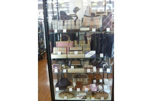 BURBERRY BLUE LABELのBURBERRY BLACK LABEL