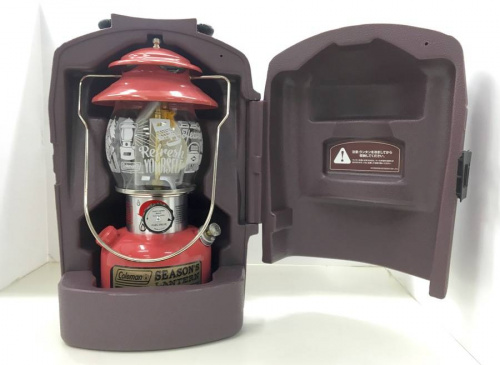 キャンプ用品のランタン