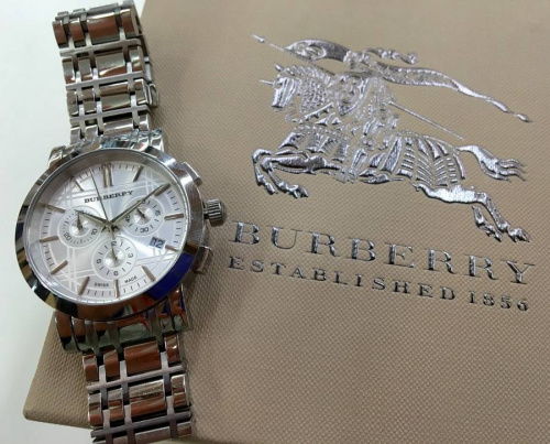 バーバリー（BURBERRY）の腕時計