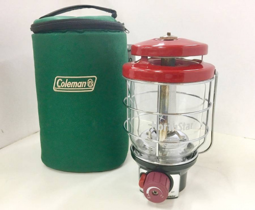 アウトドアのキャンプ用品