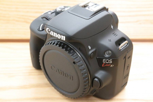 デジタルカメラの初めての一眼レフ