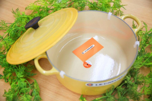 オーブンウェアの洋食器