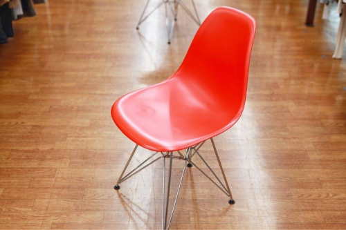 シェルチェアの拘りの家具
