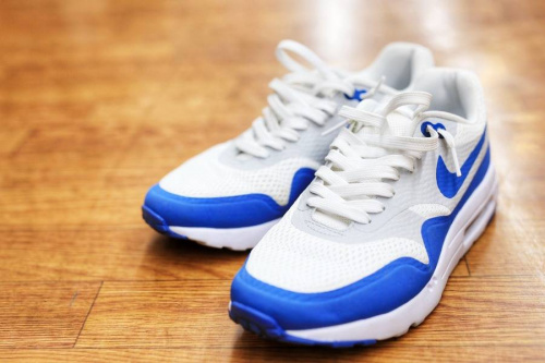 エアマックスのナイキ（NIKE）