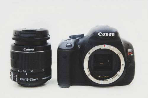 デジタルカメラの一眼レフ