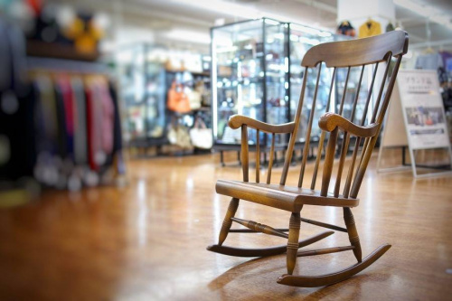 いちおし特選家具のロッキングチェア