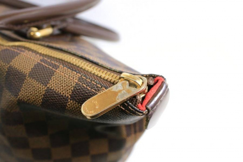 バッグのルイヴィトン（LOUIS VUITTON）