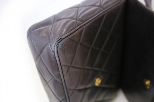 ルイヴィトン(LOUIS VUITTON)のプラダ(PRADA)