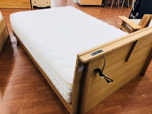 ベッドの中古家具