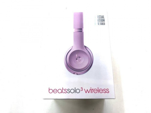 オーディオ機器のヘッドホン