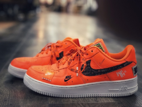 メンズファッションのストリート　スニーカー