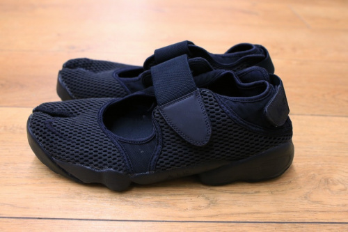 スニーカーの買取