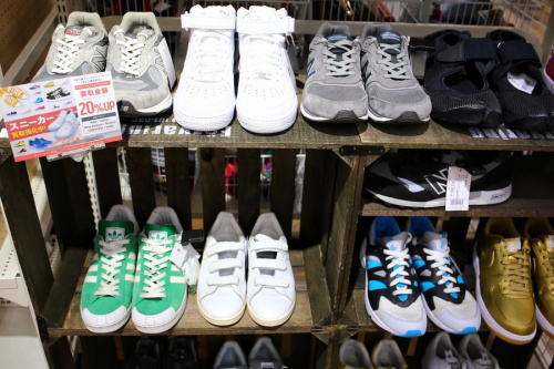 スニーカー 幕張 買取のナイキ アディダス ニューバランス