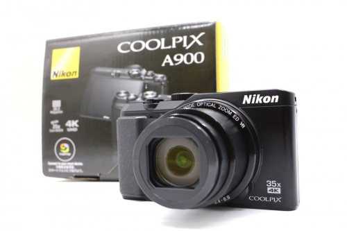 中古のコンパクトデジタルカメラ