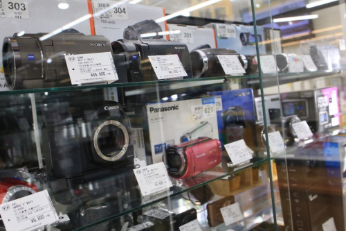 中古の一眼レフ