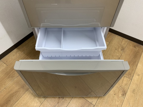 大型冷蔵庫のHITACHI