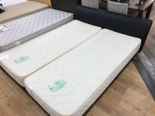 もっと大きなベッドで寝たい！ドリームベッドのクイーンベッド買取入荷 