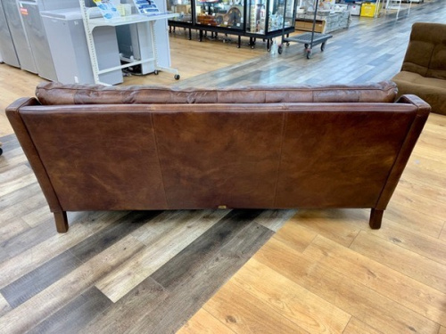 ACME FURNITUREの千葉