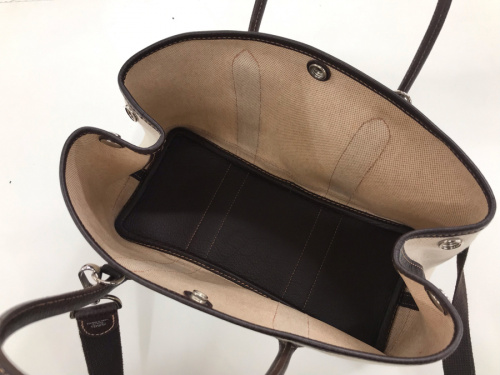 ブランドの幕張