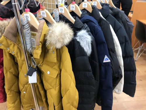 カナダグースのモンクレール