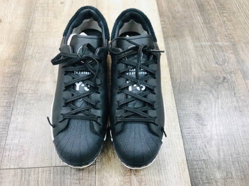 ワイスリーのY-3