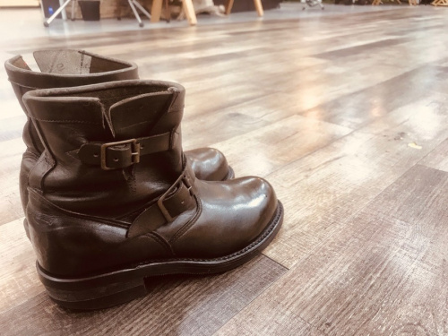 メンズファッションのエンジニアブーツ