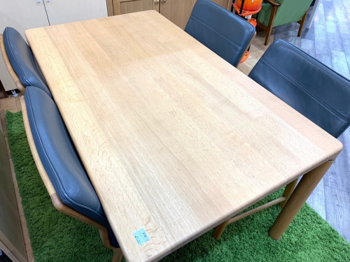 家具のダイニングセット